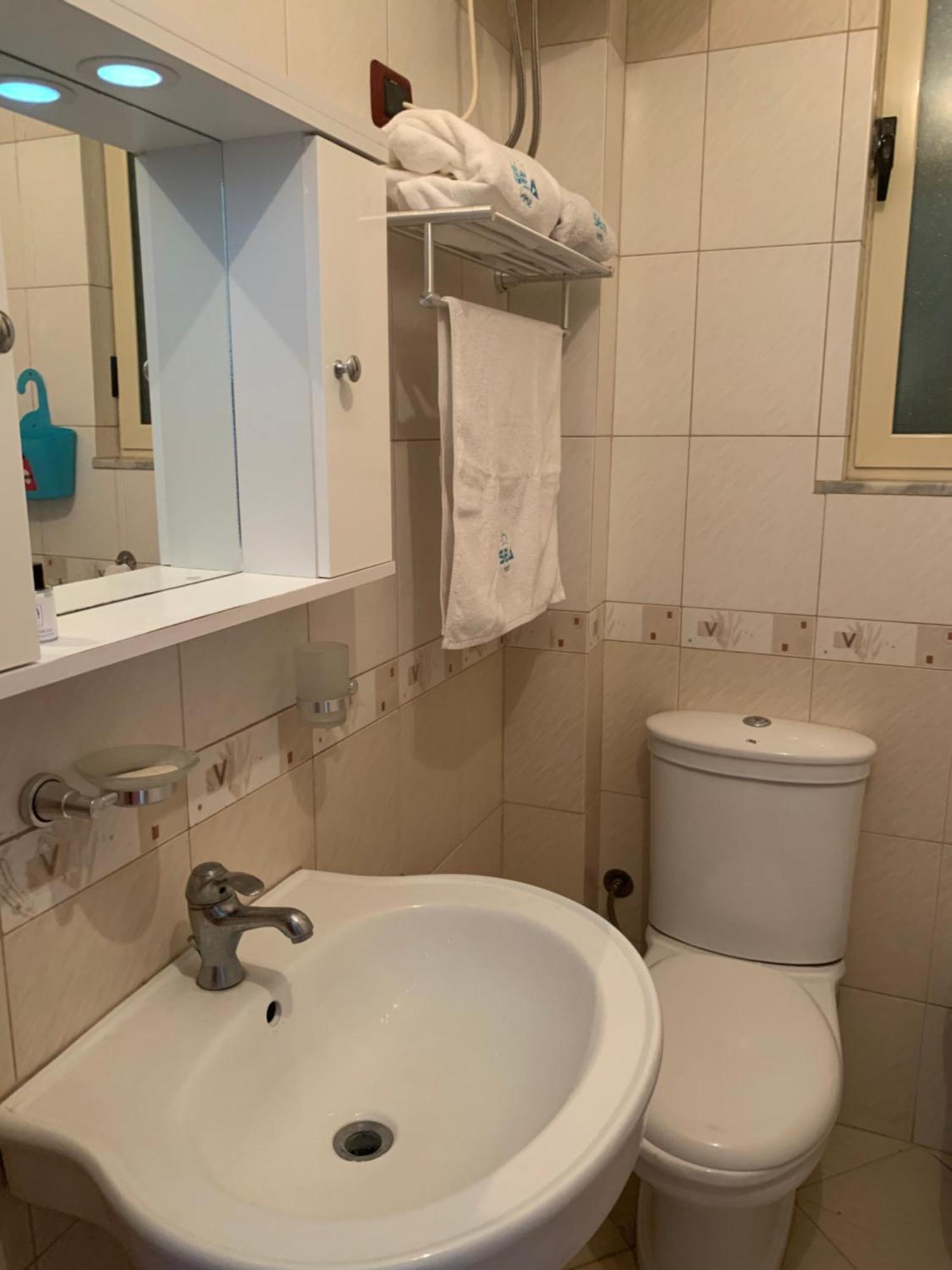 Lungomare Apartment Sea Home Vlore Exterior photo